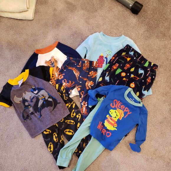 Toddler boys size 2t lot - Picture 3 of 4